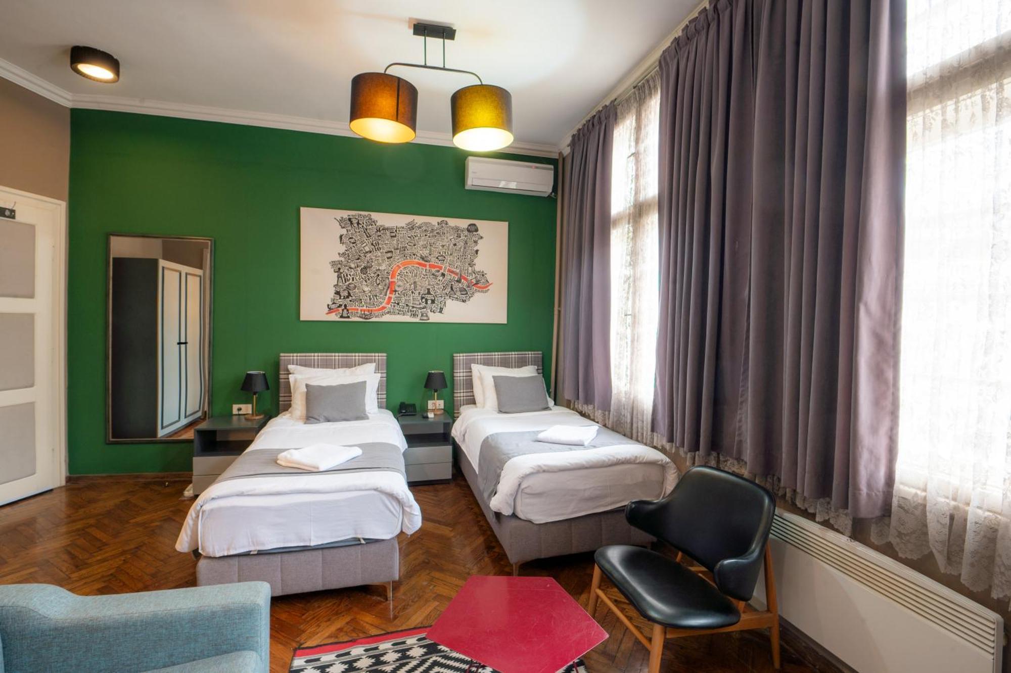 ホテル ロンドン B＆B スコピエ エクステリア 写真